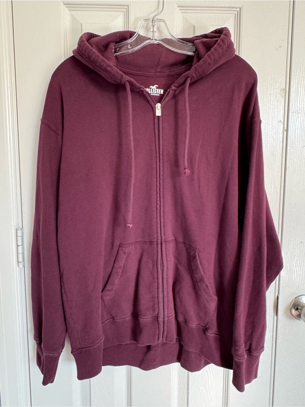 Hollister Men's Zip-Up Hoodie in Burgundy